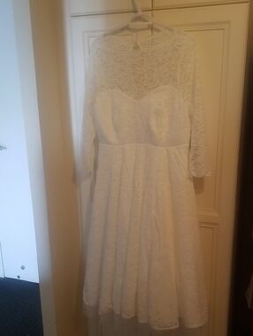 NWT torrid White Lace A-Line Bridal Dress with Sheer Yoke Sz 14